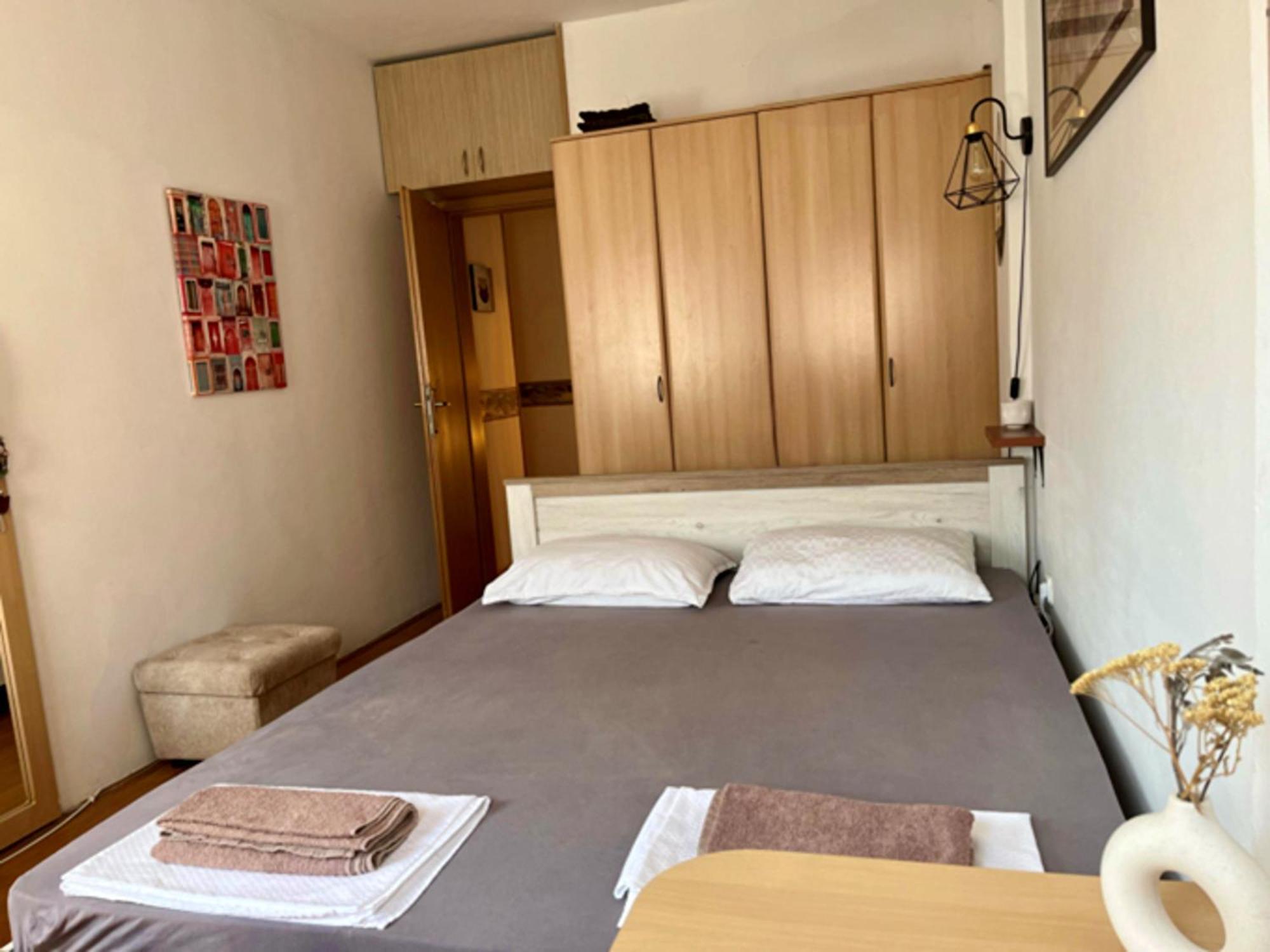 Bohemian Quarter / City Park, Free Parking Apartment Skopje Bagian luar foto